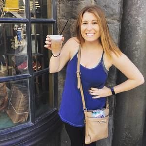 Meet your Posher, Nikki